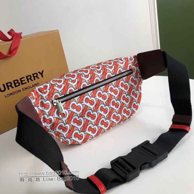 Burberry專櫃新款包包 巴寶莉TB腰包帆布胸包挎包  db1001